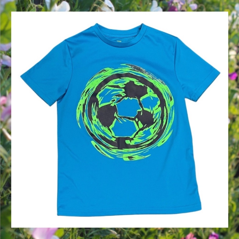 TEK GEAR Boy's Active Blue Soccer Graphic T-Shirt Size Small S 8.